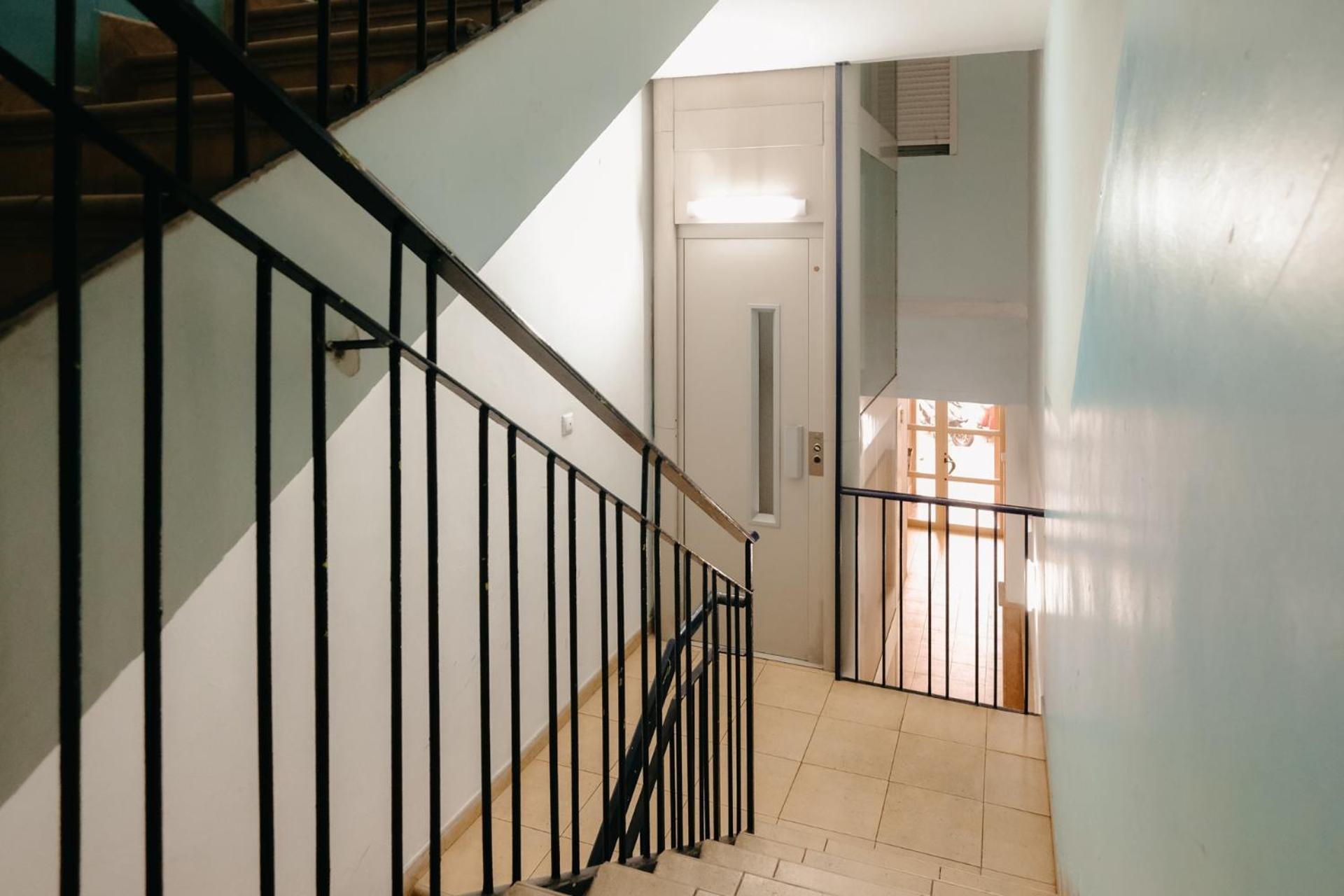 Apartamento Centrico Tarragona Bagian luar foto